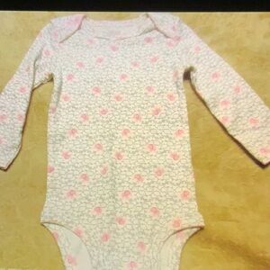 Just One You by Carter’s Long Sleeve Bodysuit 9 Months NWOT